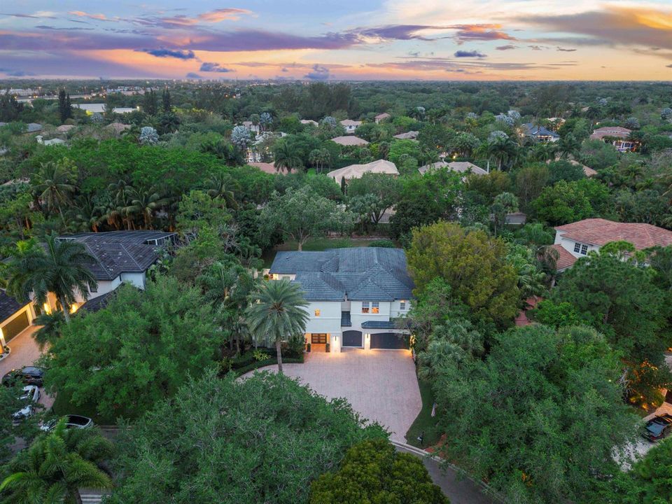 6015 Pinewood Ave twilight_012