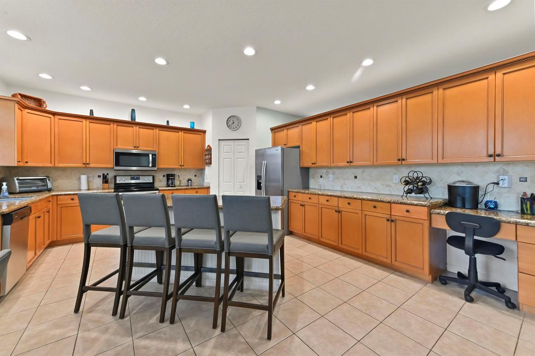 17 Kitchen 02