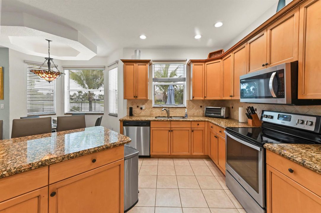 18 Kitchen 03