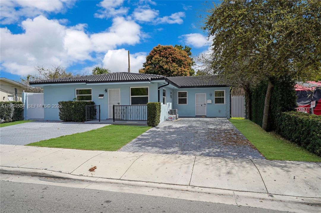 En Venta: $900,000 (0 camas, 0 baños, 2495 Pies cuadrados)