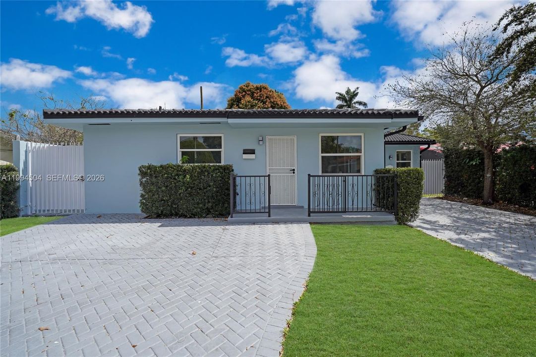 En Venta: $900,000 (0 camas, 0 baños, 2495 Pies cuadrados)