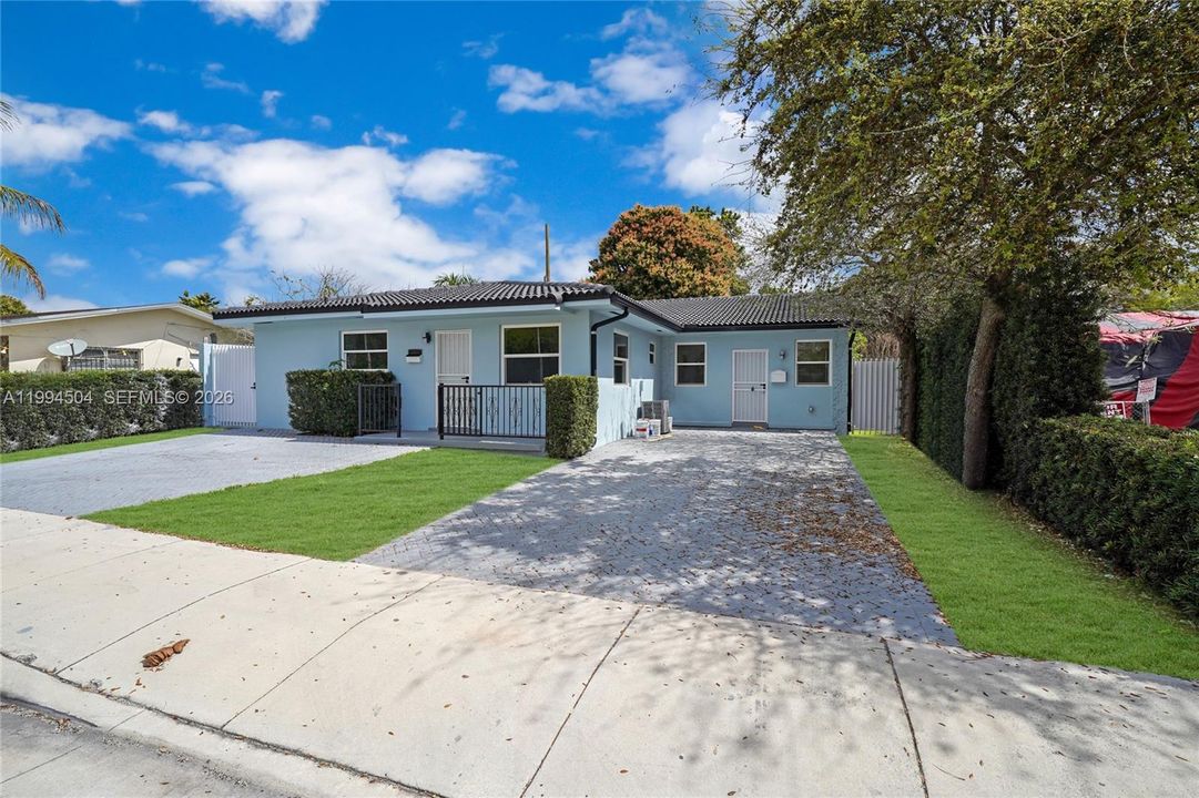 En Venta: $900,000 (0 camas, 0 baños, 2495 Pies cuadrados)