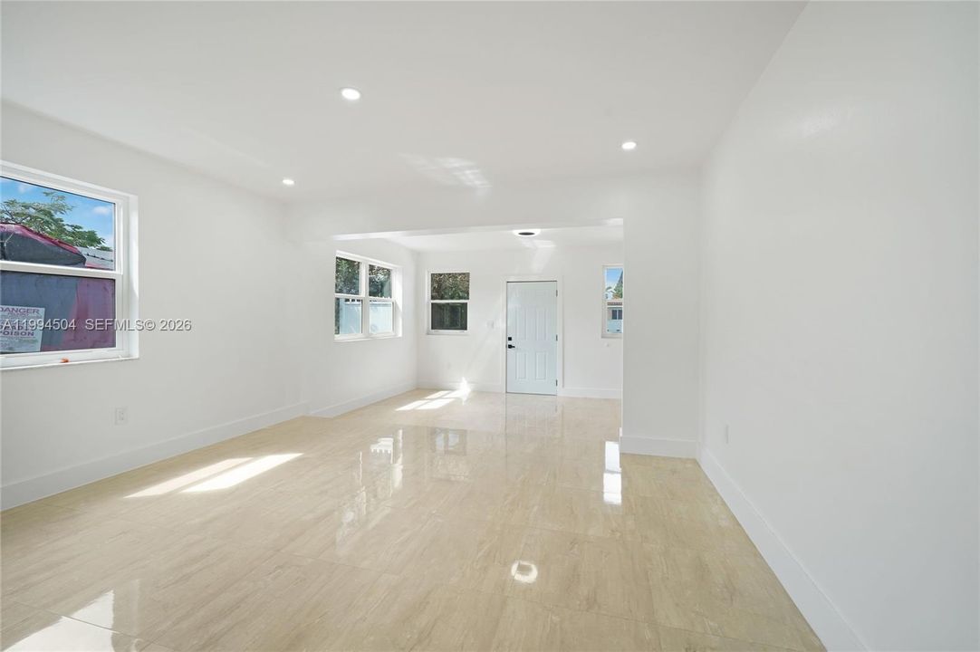 En Venta: $900,000 (0 camas, 0 baños, 2495 Pies cuadrados)