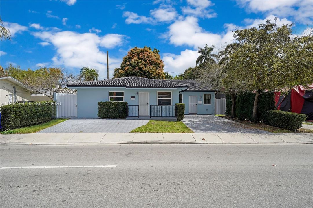 En Venta: $900,000 (0 camas, 0 baños, 2495 Pies cuadrados)