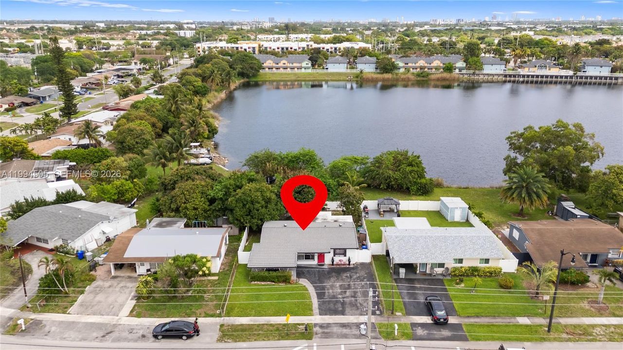 Activo con contrato: $379,000 (3 camas, 2 baños, 1287 Pies cuadrados)