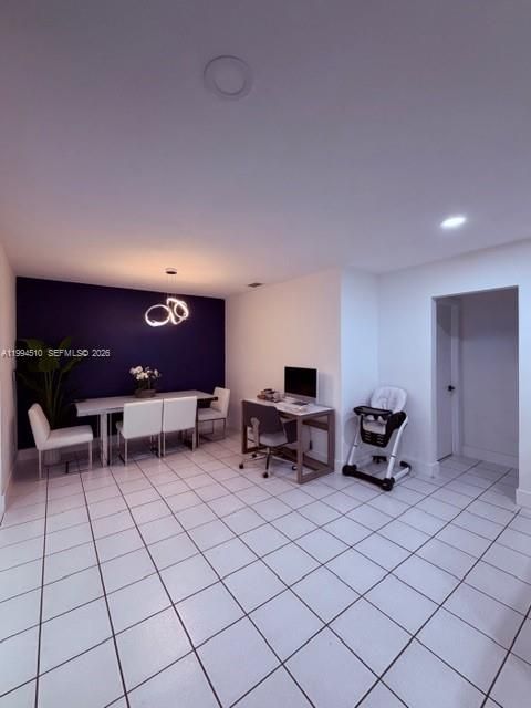 В аренду: $2,400 (3 спален, 1 ванн, 952 Квадратных фут)