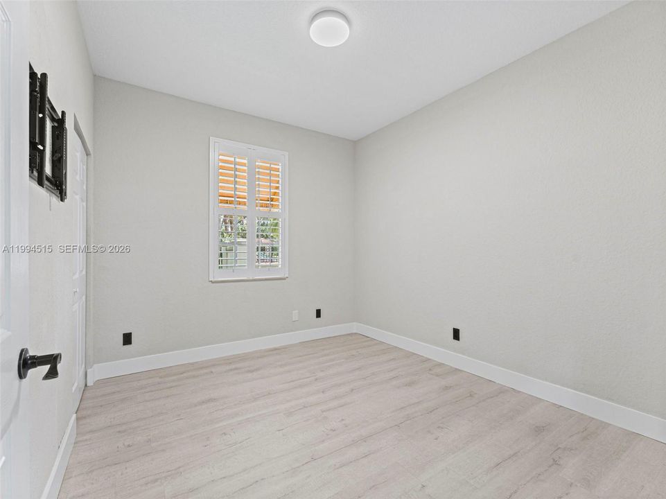 В аренду: $3,400 (3 спален, 2 ванн, 1222 Квадратных фут)