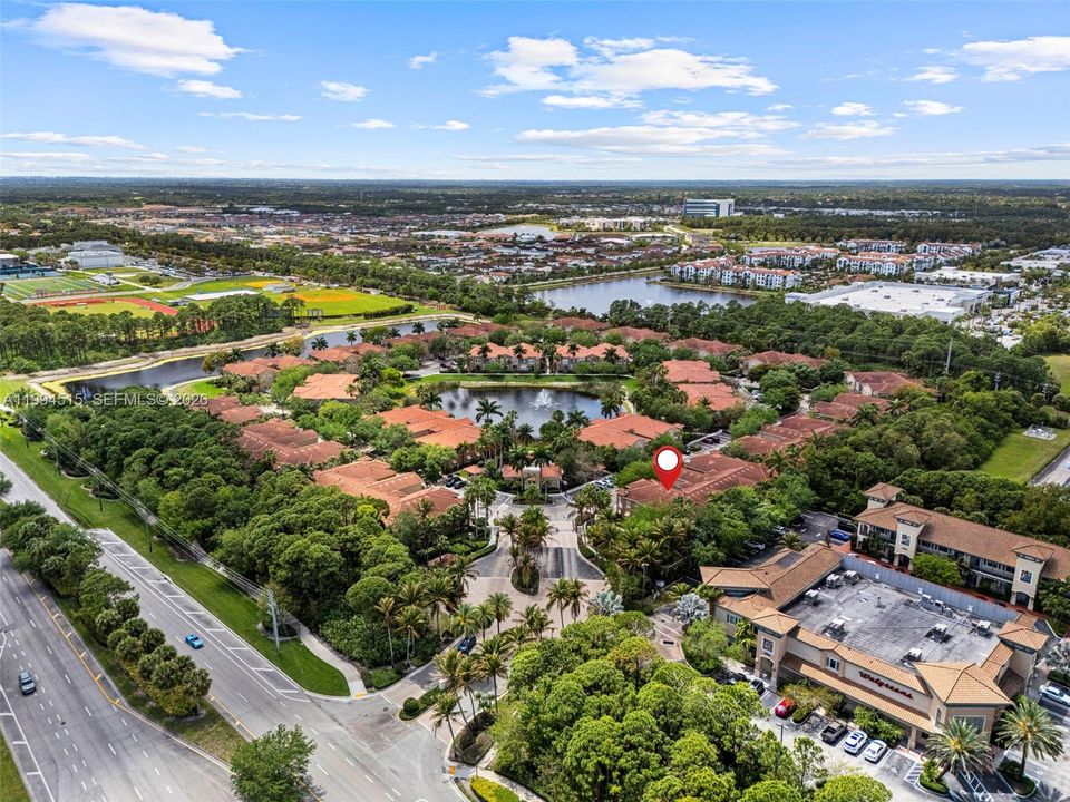 В аренду: $3,400 (3 спален, 2 ванн, 1222 Квадратных фут)