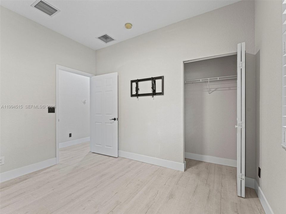 В аренду: $3,400 (3 спален, 2 ванн, 1222 Квадратных фут)
