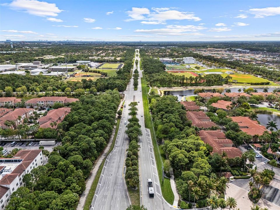 В аренду: $3,400 (3 спален, 2 ванн, 1222 Квадратных фут)