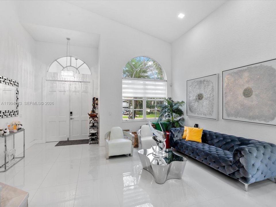 For Sale: $1,300,000 (4 beds, 3 baths, 2513 Square Feet)