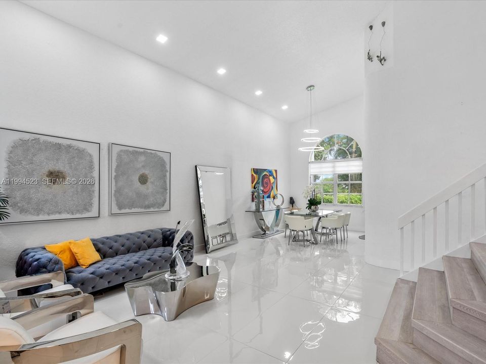For Sale: $1,300,000 (4 beds, 3 baths, 2513 Square Feet)