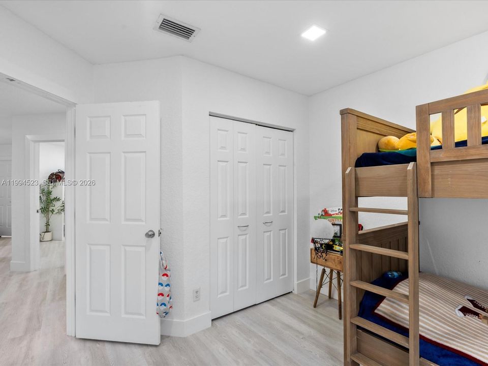 For Sale: $1,300,000 (4 beds, 3 baths, 2513 Square Feet)
