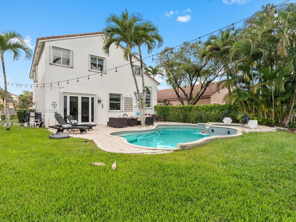 For Sale: $1,300,000 (4 beds, 3 baths, 2513 Square Feet)