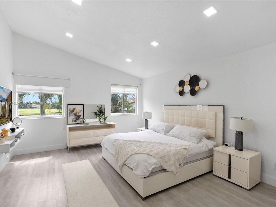 For Sale: $1,300,000 (4 beds, 3 baths, 2513 Square Feet)
