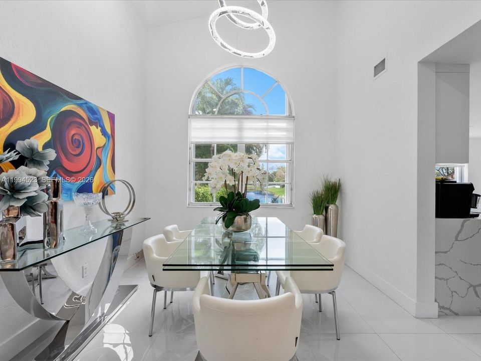 For Sale: $1,300,000 (4 beds, 3 baths, 2513 Square Feet)