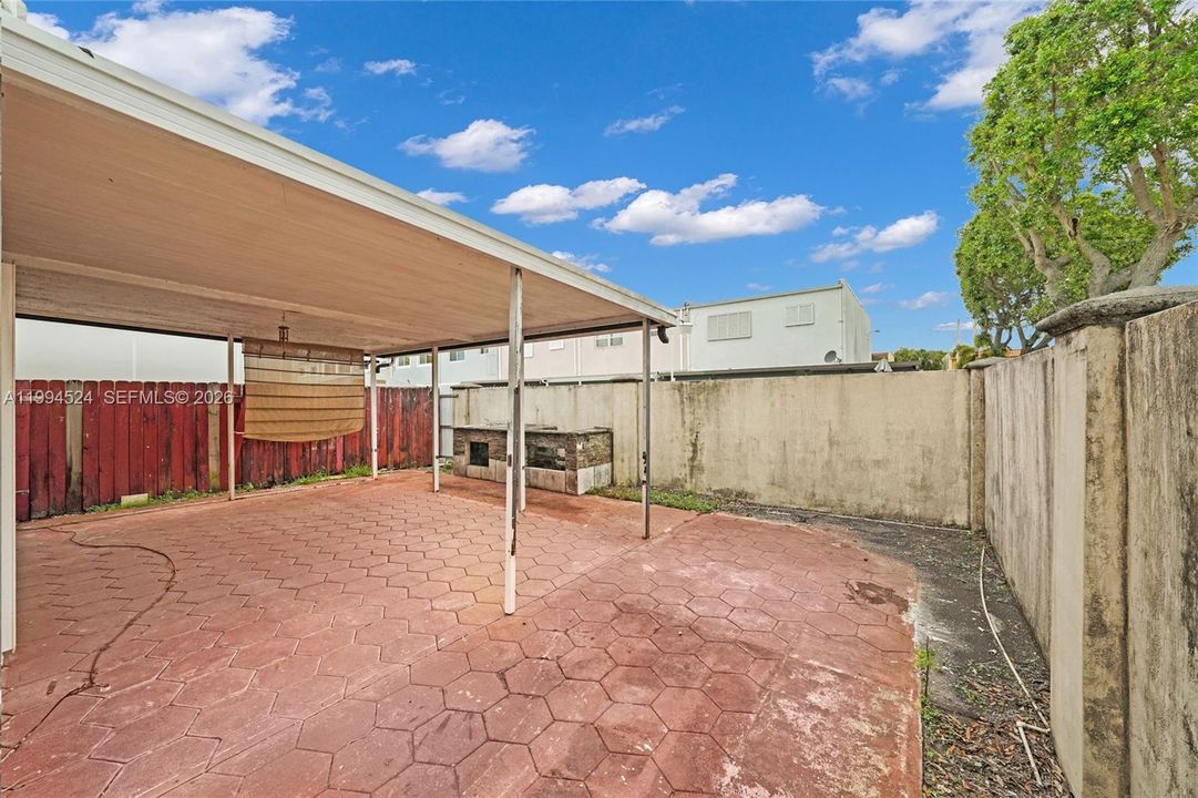 En Venta: $355,000 (2 camas, 2 baños, 1452 Pies cuadrados)