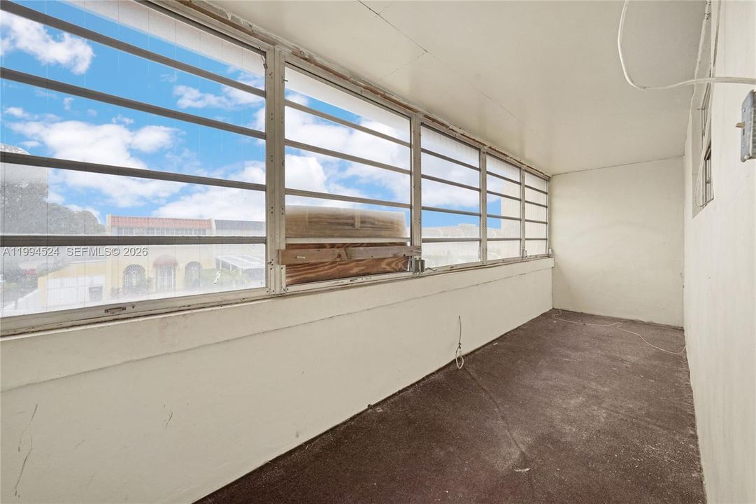 En Venta: $355,000 (2 camas, 2 baños, 1452 Pies cuadrados)