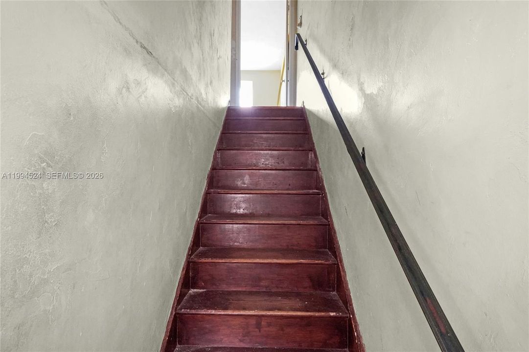 En Venta: $355,000 (2 camas, 2 baños, 1452 Pies cuadrados)