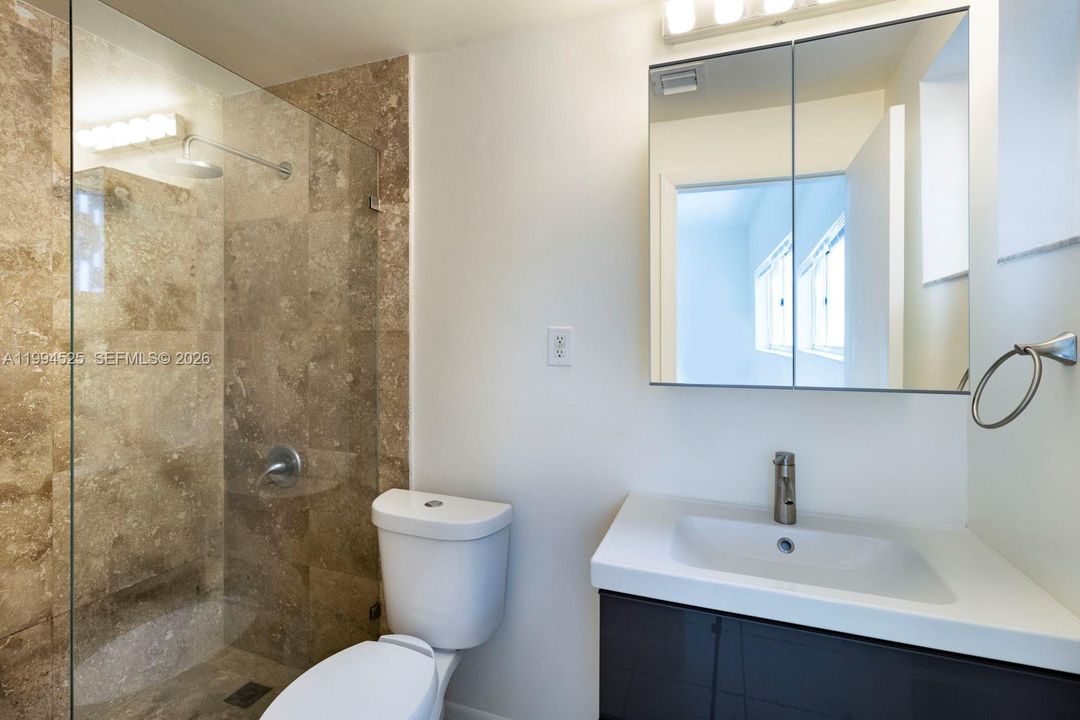 Active With Contract: $2,500 (2 beds, 2 baths, 1064 Square Feet)