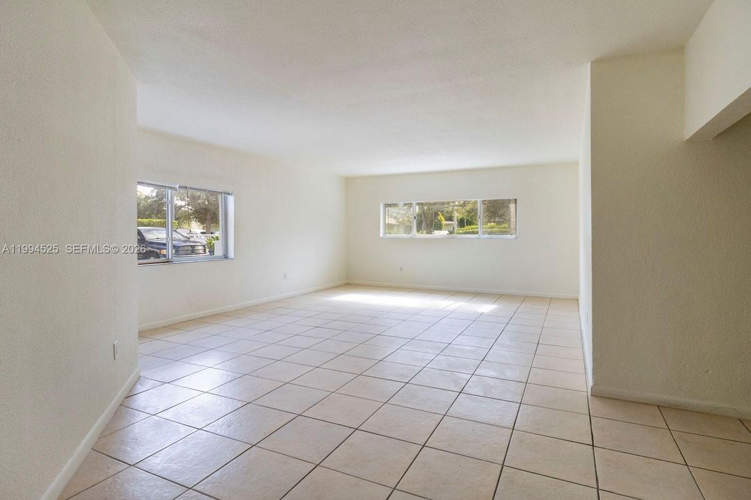 Active With Contract: $2,500 (2 beds, 2 baths, 1064 Square Feet)