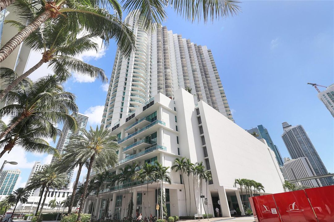 En Venta: $390,000 (1 camas, 1 baños, 740 Pies cuadrados)