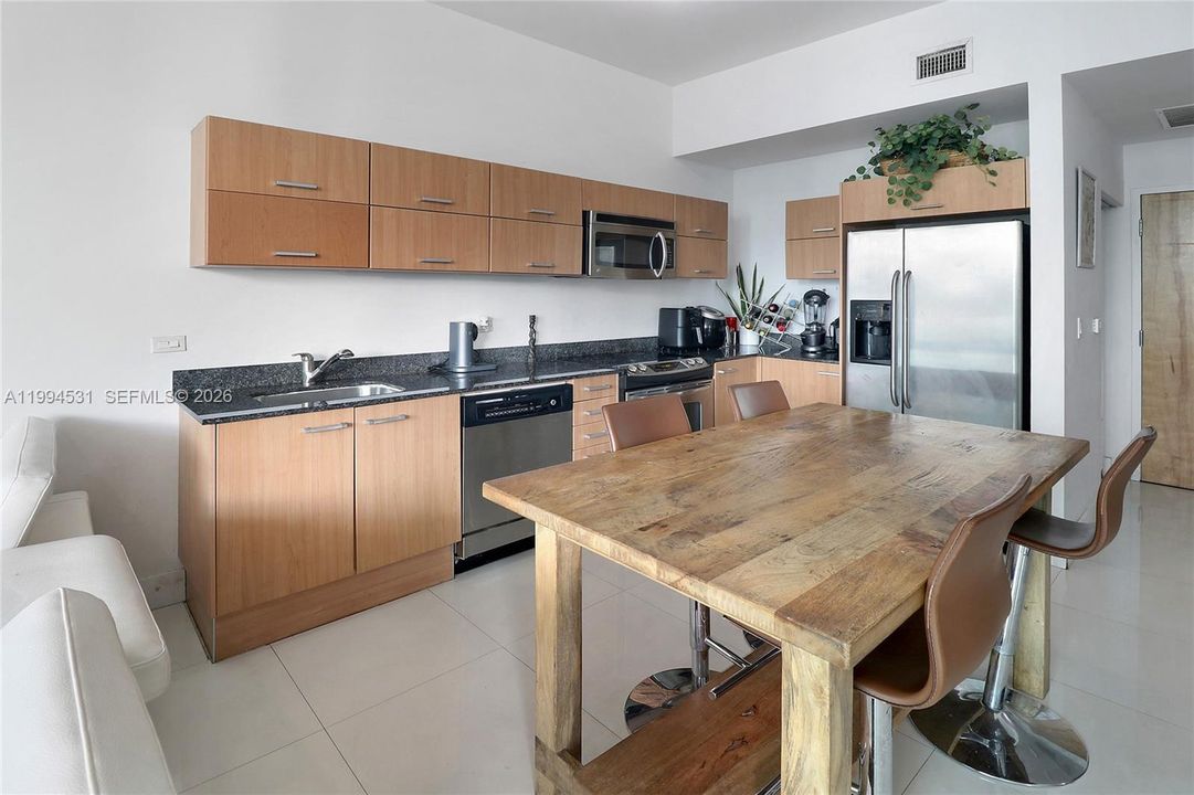 En Venta: $390,000 (1 camas, 1 baños, 740 Pies cuadrados)