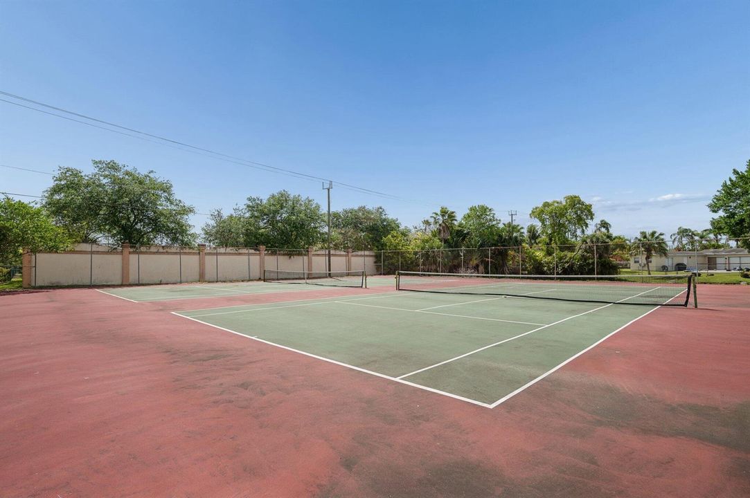 Community Tennis Courts