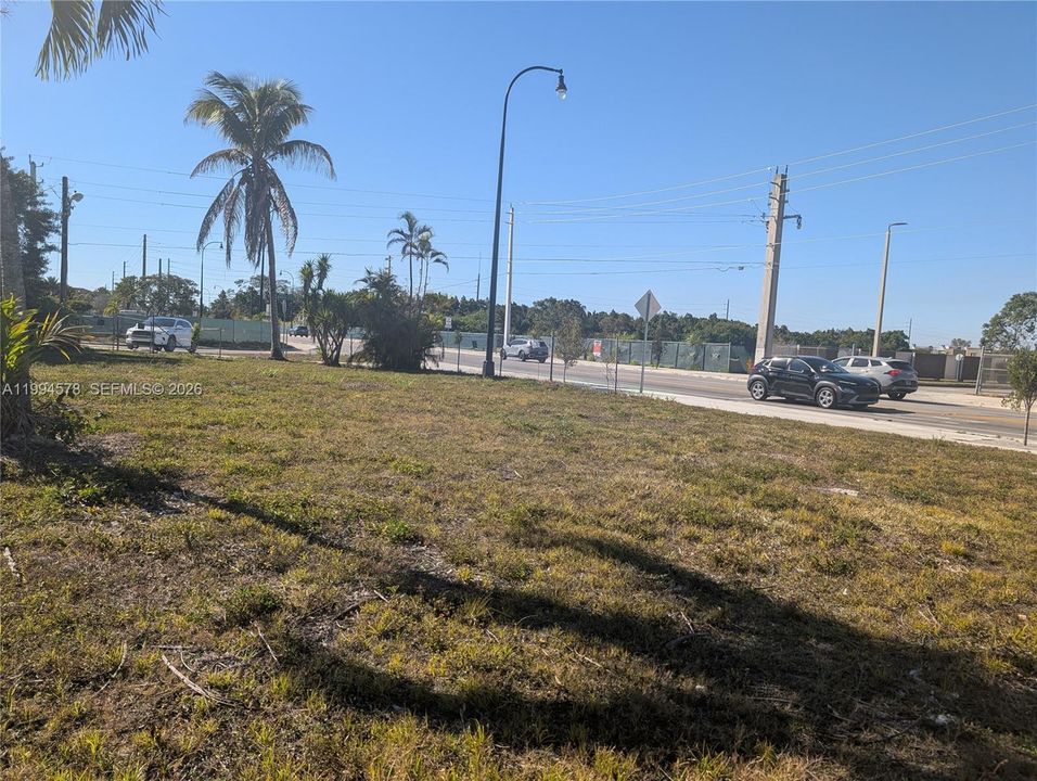 En Venta: $600,000 (0.23 acres)
