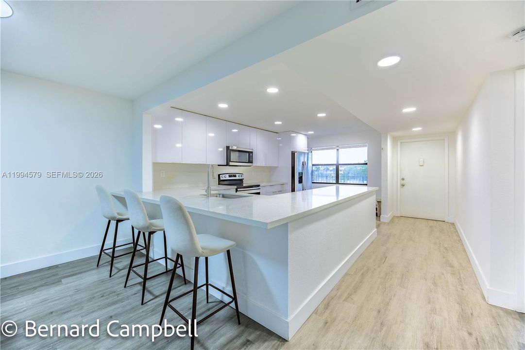 Activo con contrato: $190,000 (2 camas, 2 baños, 1370 Pies cuadrados)