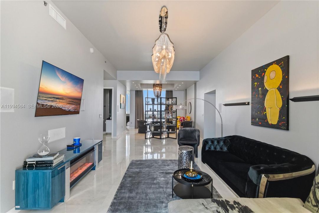 For Sale: $2,650,000 (3 beds, 3 baths, 2558 Square Feet)