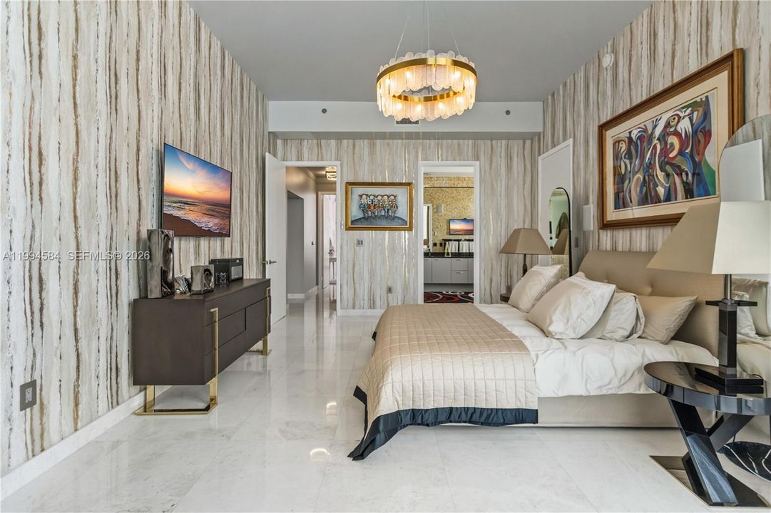 For Sale: $2,650,000 (3 beds, 3 baths, 2558 Square Feet)