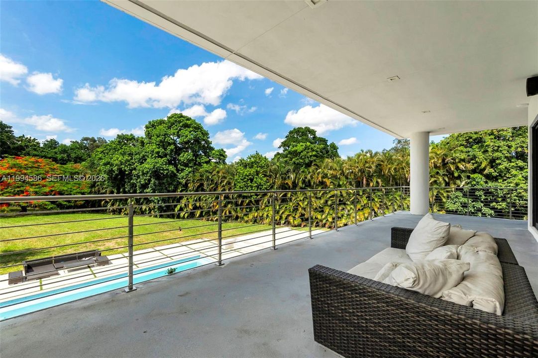 For Sale: $5,395,000 (6 beds, 7 baths, 8088 Square Feet)