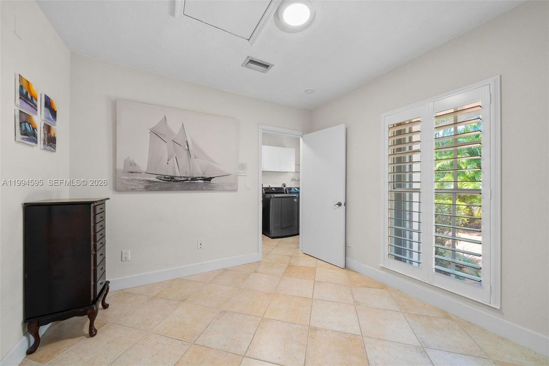 待售: $3,250,000 (5 贝兹, 4 浴室, 4732 平方英尺)