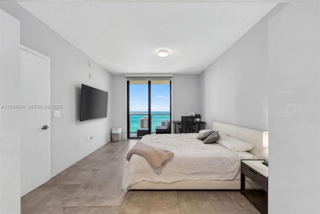 В аренду: $7,500 (2 спален, 3 ванн, 1283 Квадратных фут)