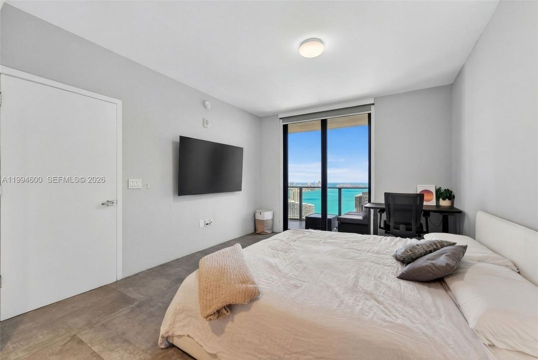 В аренду: $7,500 (2 спален, 3 ванн, 1283 Квадратных фут)