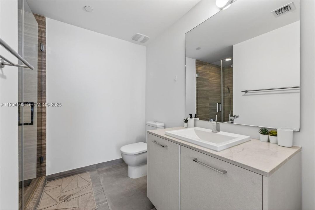 В аренду: $7,500 (2 спален, 3 ванн, 1283 Квадратных фут)