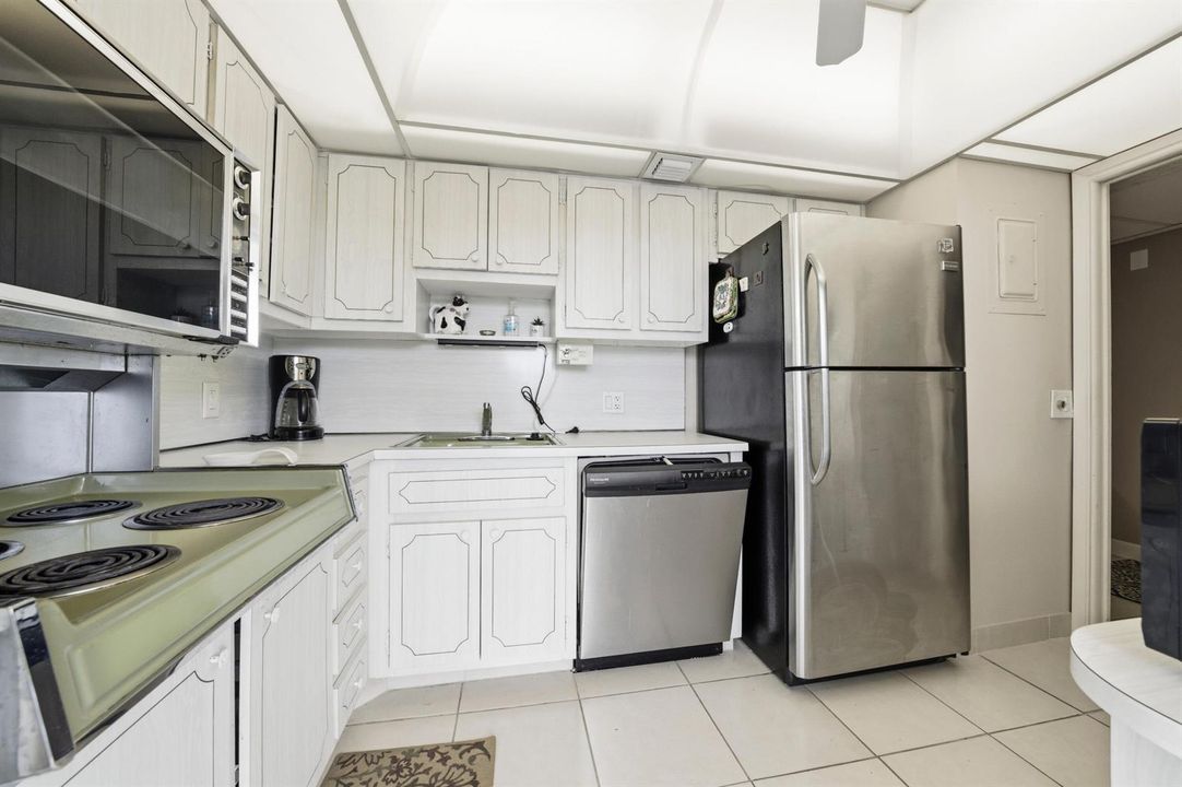 3100 N Palm Aire Dr Pompano Beach, Fl
