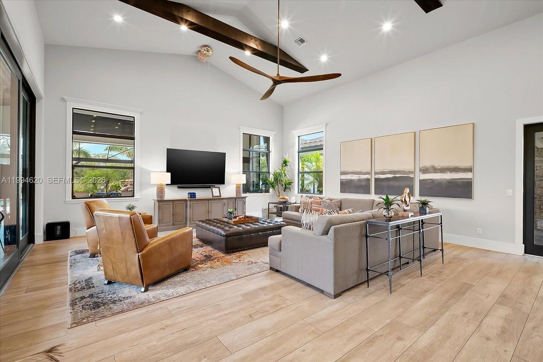 For Sale: $26,495,000 (6 beds, 6 baths, 11189 Square Feet)