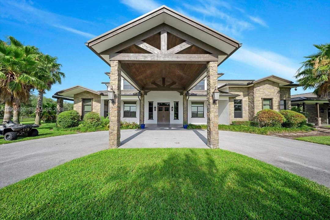 For Sale: $26,495,000 (6 beds, 6 baths, 11189 Square Feet)