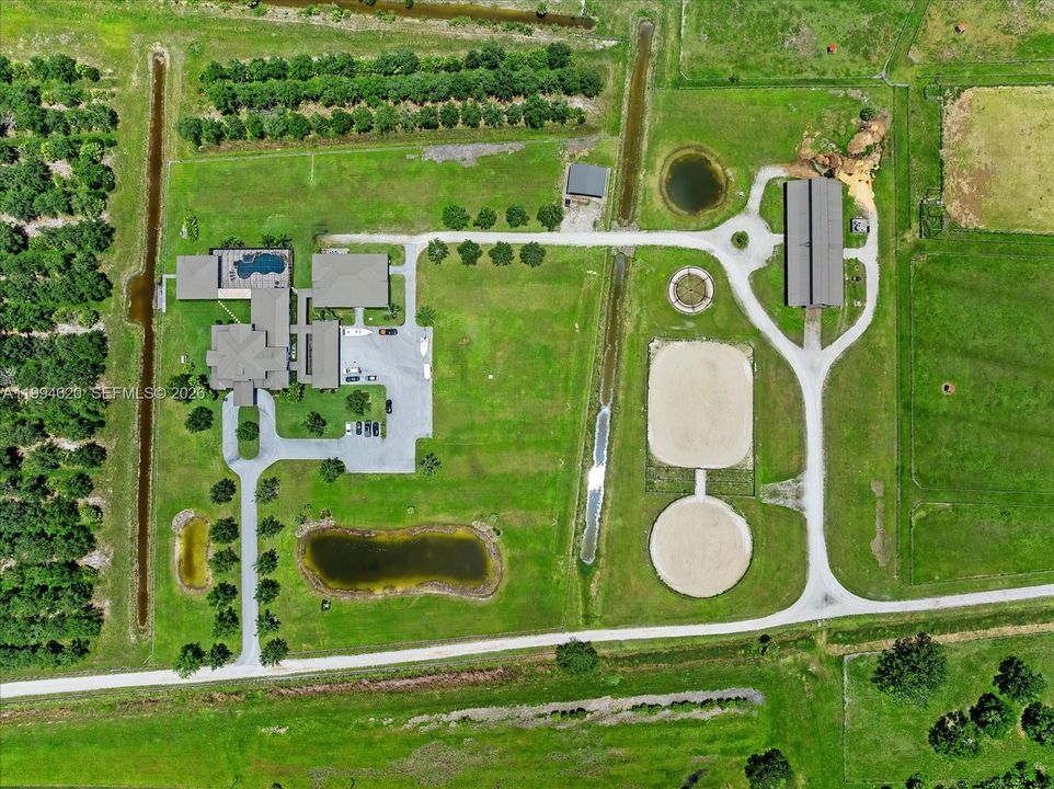 For Sale: $26,495,000 (6 beds, 6 baths, 11189 Square Feet)
