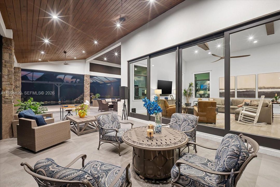 For Sale: $26,495,000 (6 beds, 6 baths, 11189 Square Feet)