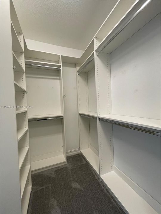 Recientemente alquilado: $7,000 (4 camas, 4 baños, 3002 Pies cuadrados)