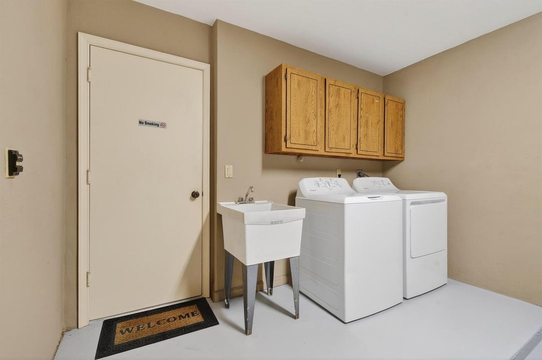 17081 Waterbend Dr #128 (43) - Washer-Dr