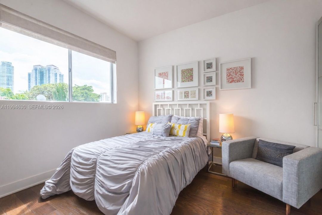 En Venta: $2,500,000 (3 camas, 3 baños, 1574 Pies cuadrados)