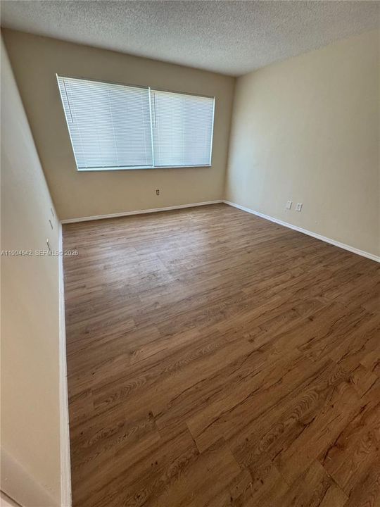 Недавно арендовано: $1,550 (2 спален, 1 ванн, 1075 Квадратных фут)