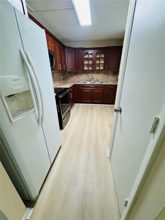 Недавно арендовано: $1,550 (2 спален, 1 ванн, 1075 Квадратных фут)