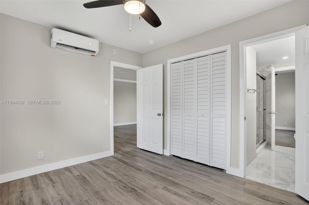 Active With Contract: $225,000 (2 beds, 1 baths, 800 Square Feet)