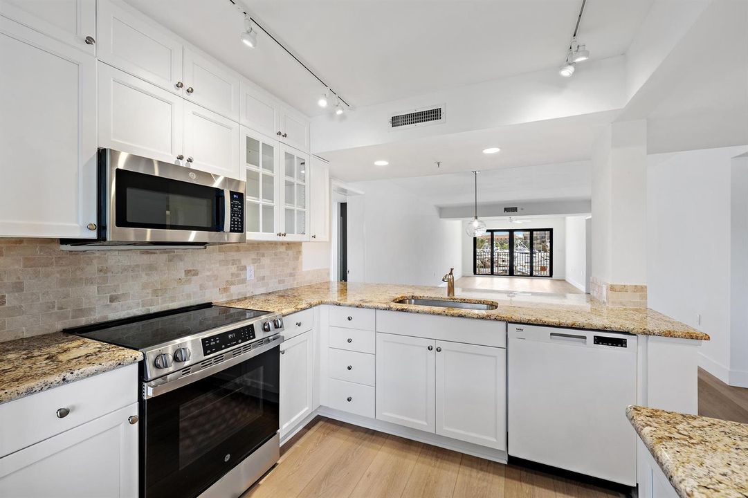 1501 Marina Isle Way 202-18