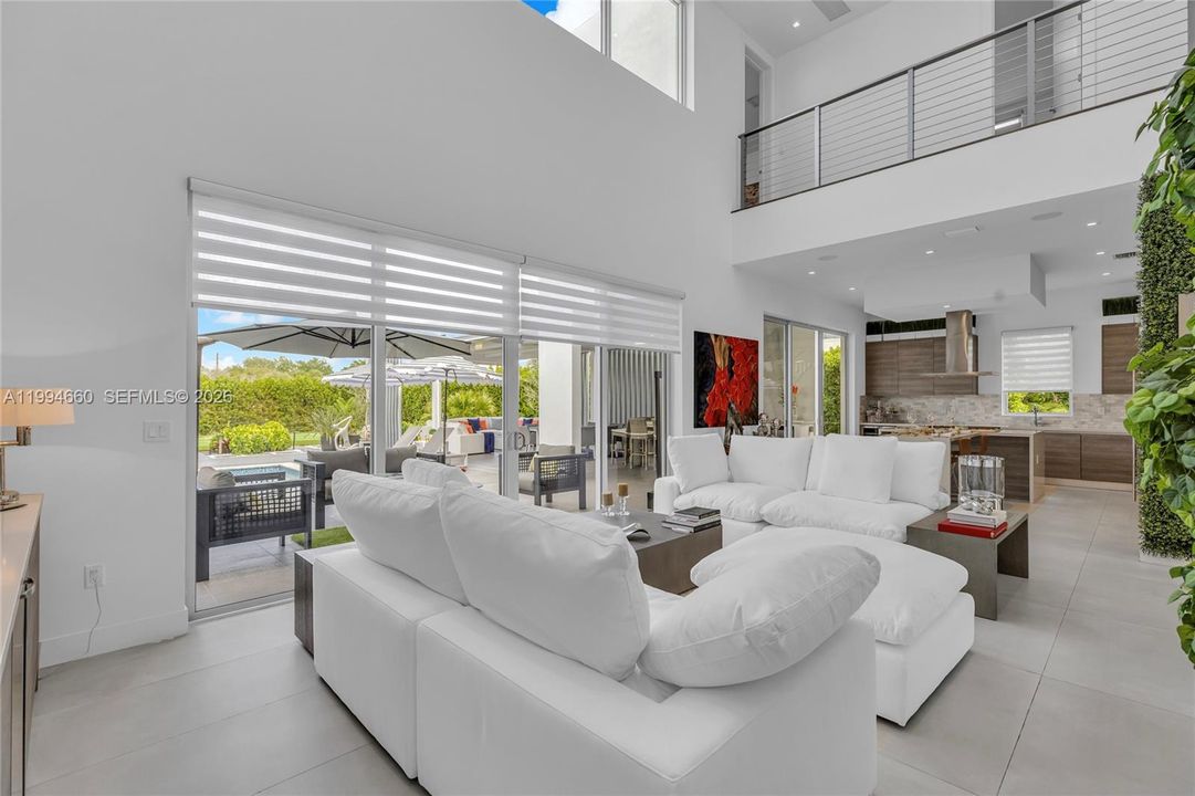 En Venta: $2,900,000 (5 camas, 5 baños, 3810 Pies cuadrados)